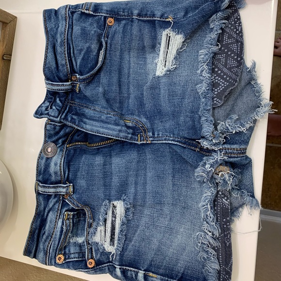 American Eagle Shorts! - Picture 2 of 2